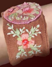 velvet bracelet (hand embroidery with silk and beads)
