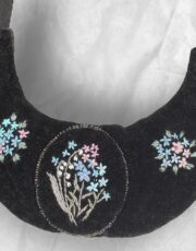velvet necklace (hand embroidery with silk and beads)